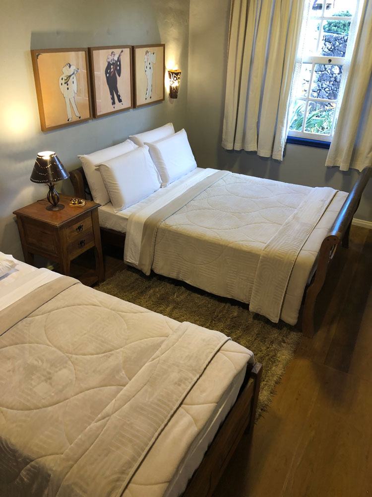 SUÍTE-1-(QUARTO-TRIPLO_1)